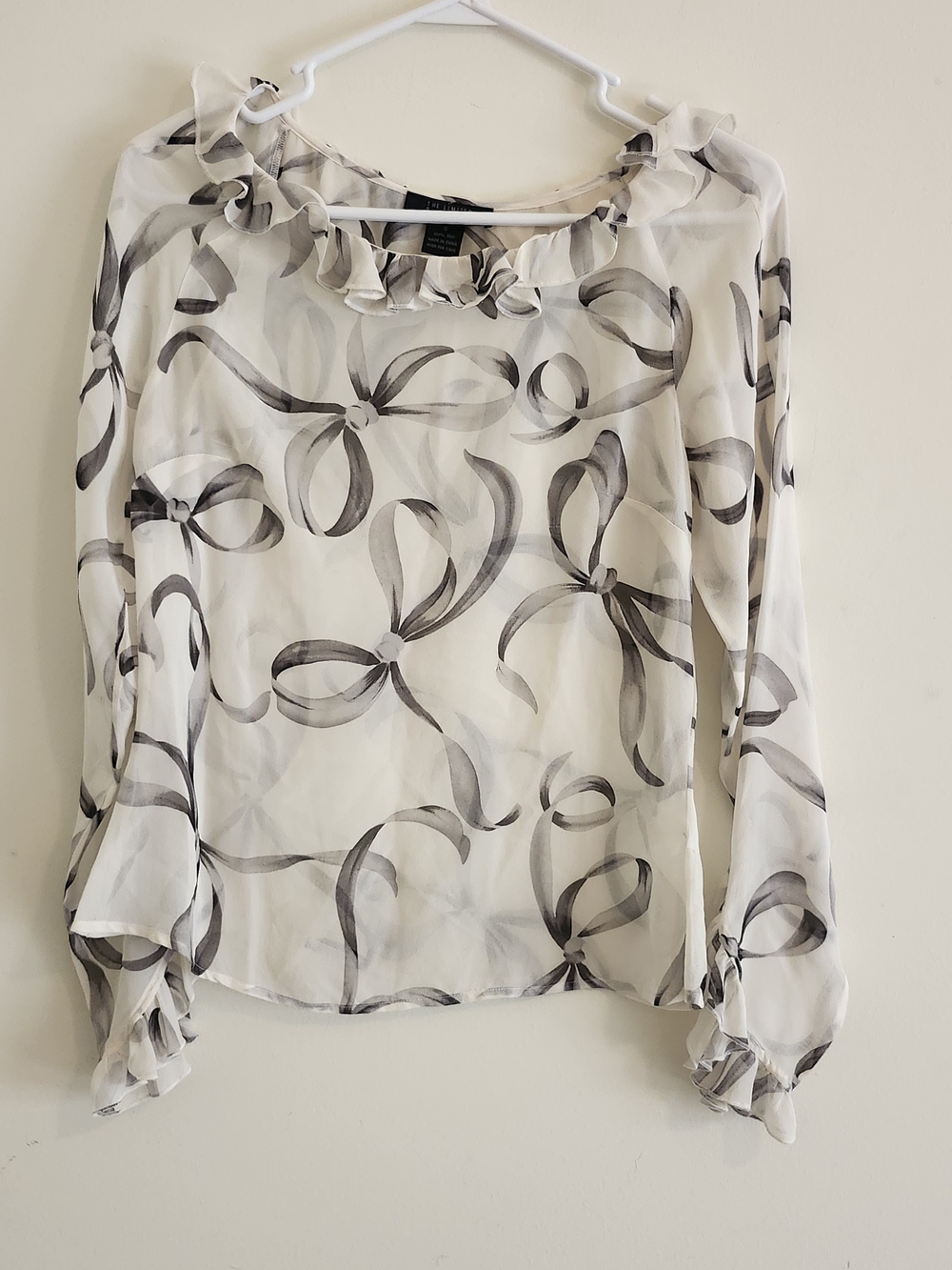 The Limited Sheer Ruffle Blouse in White and Gray Ribbon Print